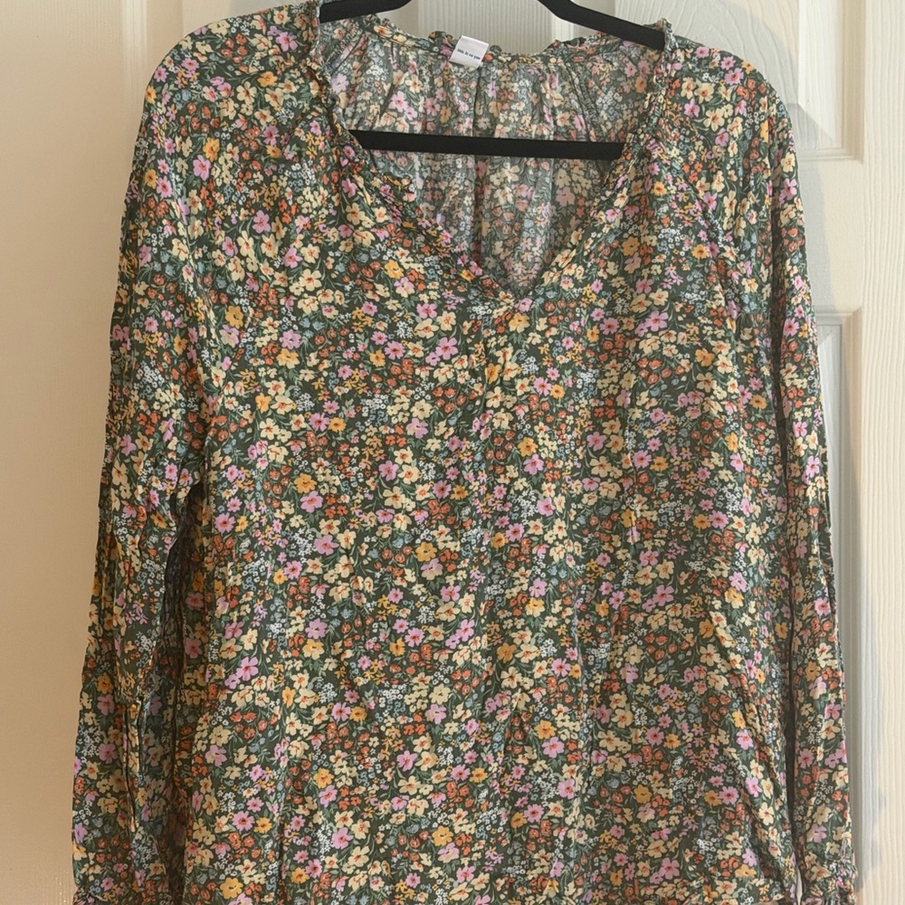 Old Navy Green Floral V-Neck Blouse with Pink & Yellow Accents